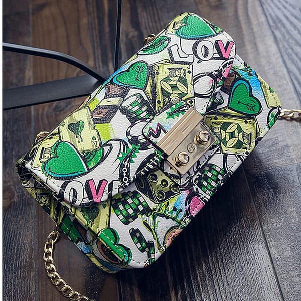 2022 New Women Bags Summer Graffiti Ladies Designer Handbags High Quality Chain Mini Bag Women Messenger 1